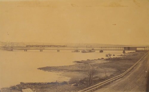 D.w. Butterfield (Künstler*in), Fall River Brücke, 1875