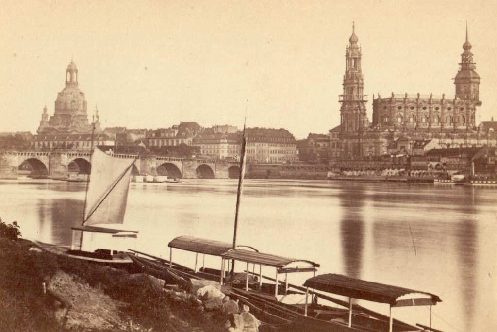 Dresden von der Neustadt aus gegen die Altstadt