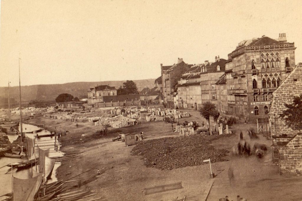 Dresden, Ansicht von der Brühl´schen Terasse aus stromaufwärts