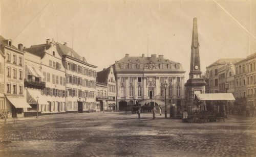 Francis Frith (Künstler*in), Bonn, Rathaus, 1870s