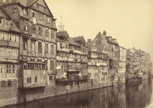 Georg Koppmann (Künstler*in), Hamburg: Mührenfleth von der Brooksbrücke aus gesehen, 1884