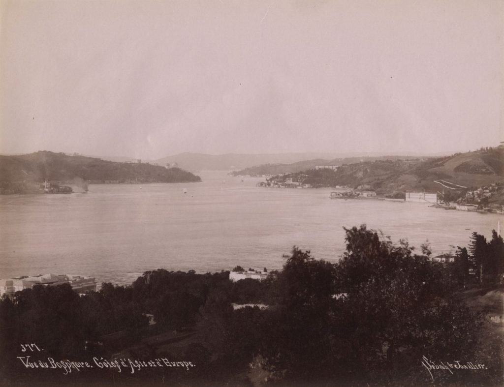 Blick auf den Bosporus. Küsten Asiens und Europas