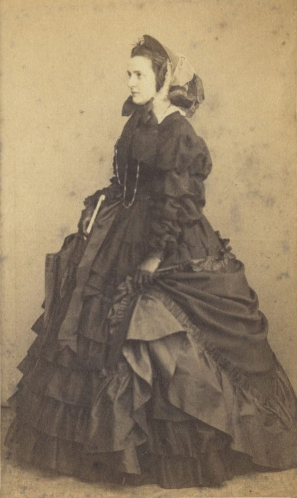 Porträt von Anette Bayer 