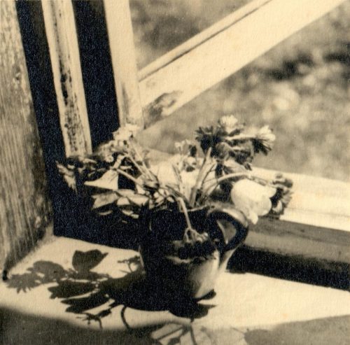 Unbekannt (Künstler*in), Blumenstrauß, ca. 1920s