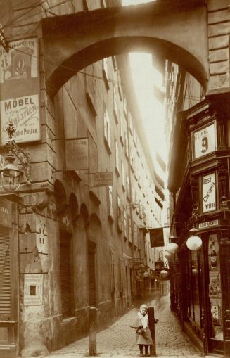 Ohne Titel (Stadtgasse, Weihburggasse 9, Wien)