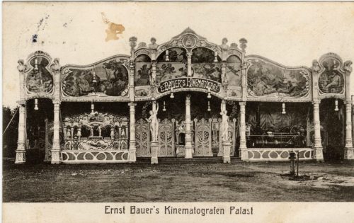 Postkarte mit der Außenansicht von "E. Bauer's Kinematograf", 1909