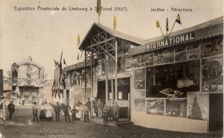 Postkarte mit der Außenansicht des "Cinematographe International" auf der "Exposition Provincia ...