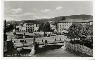 Postkarte mit der Außenansicht des Kinos "Apollo-Theater" in Siegen, Cramers Kunstanstalt Dortm ...