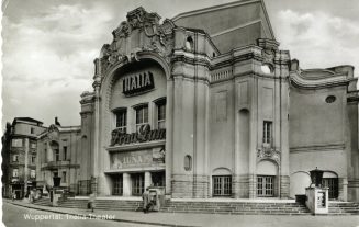 Postkarte mit der Außenansicht des "Thalia-Theaters" in Wuppertal-Elberfeld, Cramers Kunstansta ...