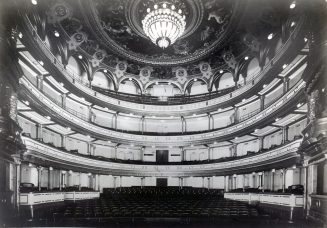 Innenansicht Zuschauerraum des Stadttheaters Düsseldorf am Hindenburgwall