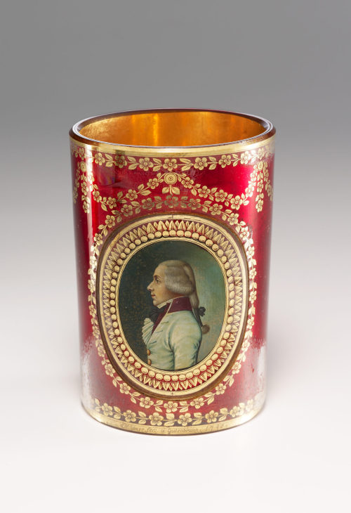 Johann Josef Mildner (Ausführung), Zwischengoldglas-Becher mit Porträt des Heribert von Farkas, 1795