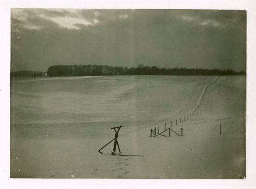 Unbekannt (Fotograf*in), Schneelandschaft (III), ohne Datum