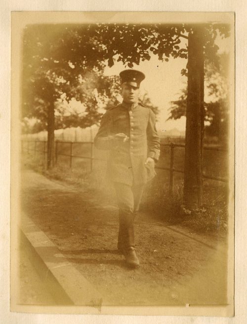 Unbekannt (Fotograf*in), Richard Uzarski in Uniform, 4. Juni 1917