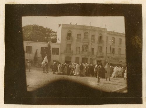 Unbekannt (Fotograf*in), Tanger, 1913