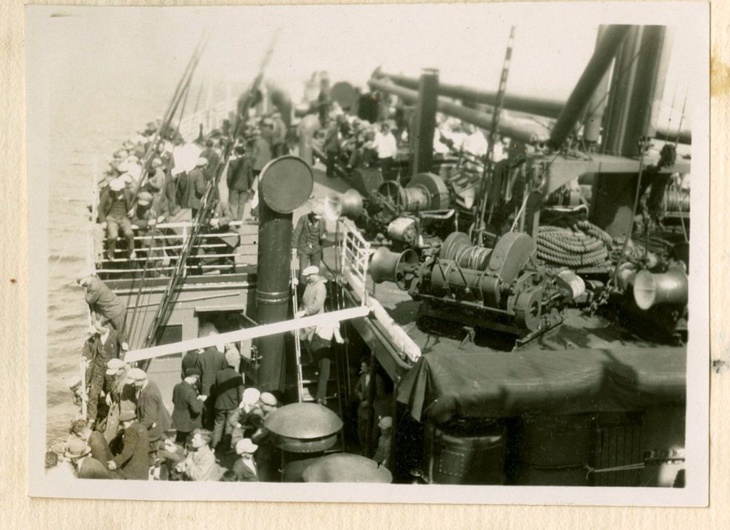 auf dem Passagierschiff: S.S. Gabria, Zwischendeck