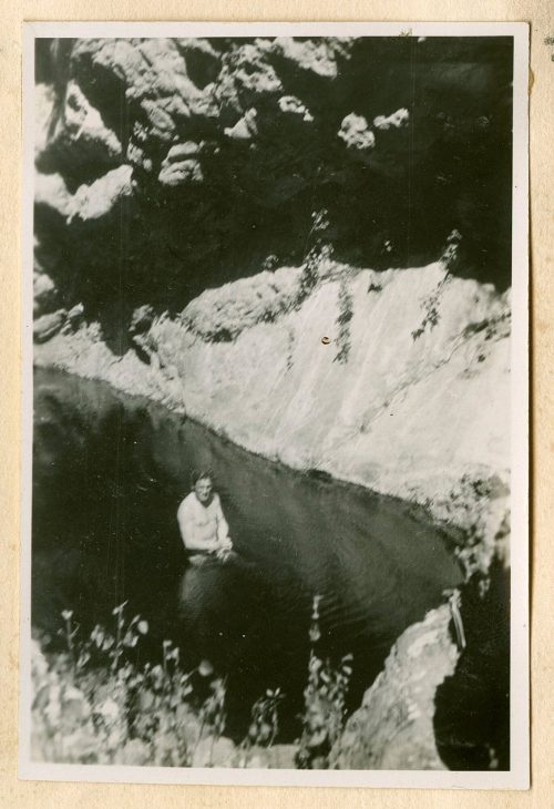 Unbekannt (Fotograf*in), Rübsam badet bei Azuaje, September 1928