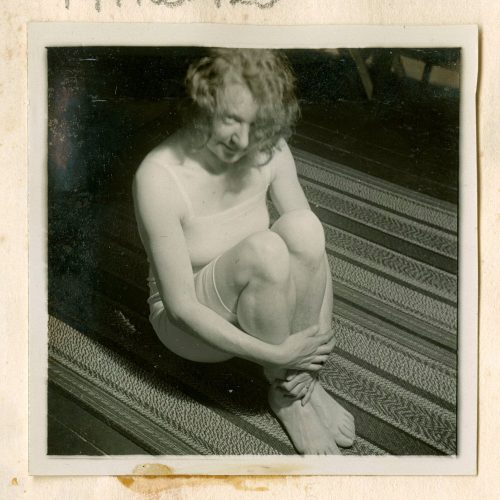 Frieda Uzarski (geborene Schwarz) (Dargestellt), Aktfotografie: Frieda, 1936