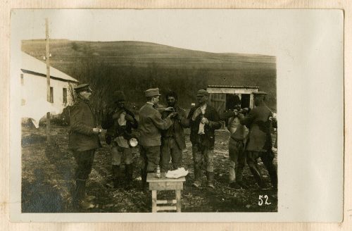 Unbekannt (Fotograf*in), Schutzimpfung, wahrscheinlich Ukraine, vermutlich nach 1918