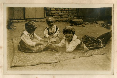 Unbekannt (Fotograf*in), Ruthenische Kinder, wahrscheinlich heutige Ukraine, vermutlich nach 1918