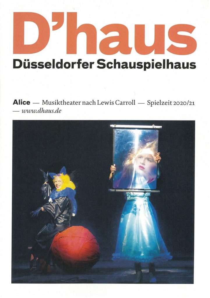 Programmheft (Umschlag) zu "Alice" - Musiktheater nach Lewis Carroll. Premiere am 29. Oktober 2 ...