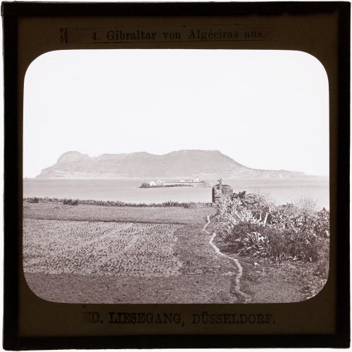 Glasdia, Blick auf Gibraltar von Algéciras aus gesehen, Anfang 20. Jahrhundert