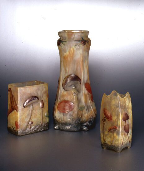 Vierfüßige Vase "Champignon" (rechts)