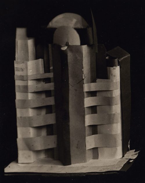 Vkhutemas Workshops (Künstler*in), Ohne Titel (Architekturdesign IV-5-22, Eine Übung zur volumetrischen Komposition, Untersuchung der Korrelation zwischen Form und Raum), 1920–1929