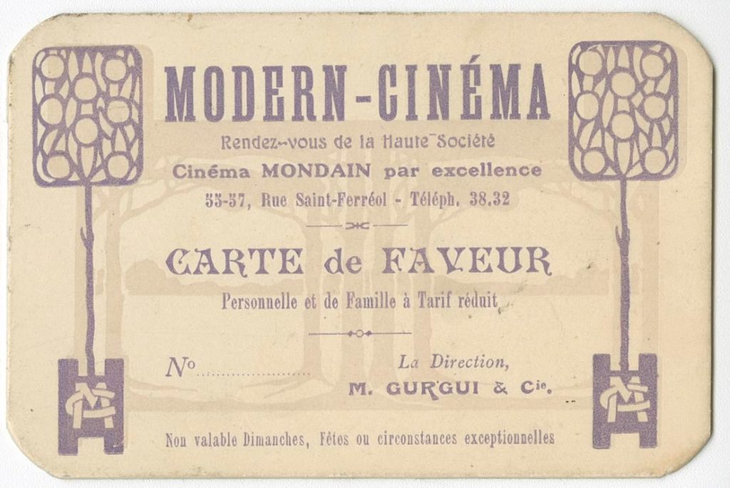 Eine Eintrittskarte des "Modern-Cinéma" in der Rue Saint-Ferréol 55-57 in Marseilles, Frankreic ...