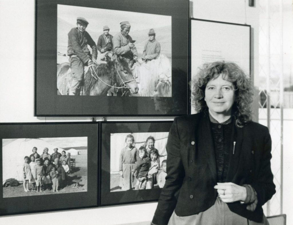 Vorderseite Fotografie, Ulrike Ottinger anläßlich ihrer Ausstellung "Taiga - Bilder aus der nör ...