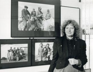 Vorderseite Fotografie, Ulrike Ottinger anläßlich ihrer Ausstellung "Taiga - Bilder aus der nör ...