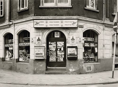 Tata Ronkholz (Künstler*in), Trinkhalle, Köln-Kalk, Hachenburger-Ecke Taunusstraße (Trinkhallen und Geschäfte Nr. 289), 1982