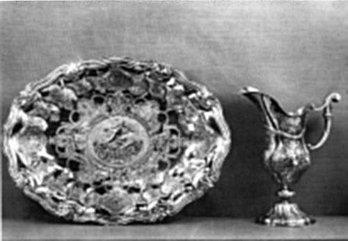 Unbekannt (Künstler*in), Helmkanne, um 1725–1730