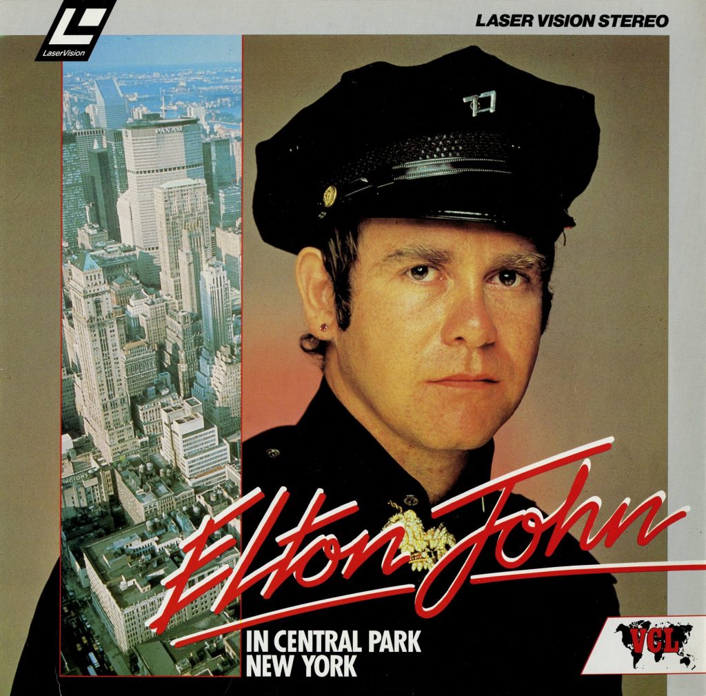 ELTON JOHN IN CENTRAL PARK NEW YORK