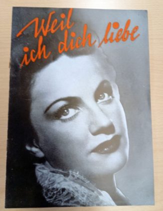 Werberatschlag zu dem Film "Weil ich dich liebe", Ungarn, 1942 (Digitalisat)