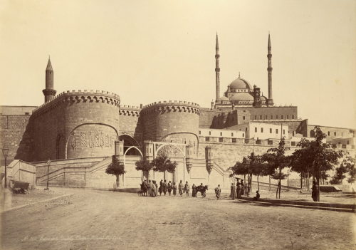 Henri Béchard (Künstler*in), Eingang zur Zitadelle Muhammad-Ali, Kairo, ca. 1870–1875