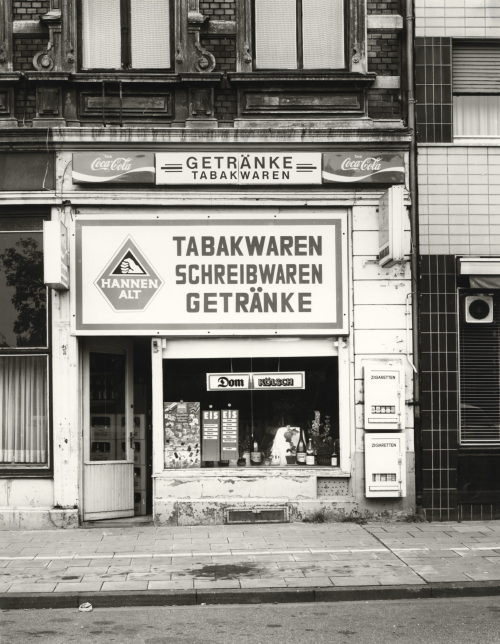 Tata Ronkholz (Künstler*in), Tabakwaren-Geschäft, Köln, Adolf-Fischer-Straße 18 (Trinkhallen und Geschäfte Nr. 211), 1980