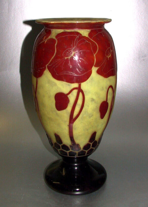 Verreries Schneider (Ausführung), Vase mit Mohnblüten, ca. 1923–1926