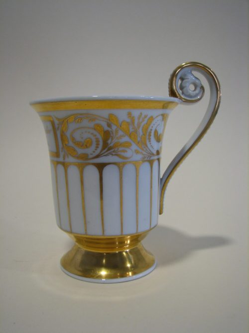 Königliche Porzellanmanufaktur Berlin (Hersteller*in), Tasse, um 1820