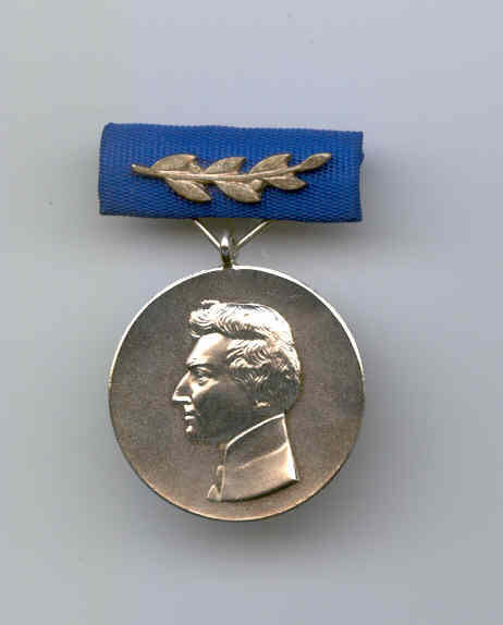 Heinrich-Heine-Preis - Medaille, den Bernt Engelmann 1984 durch die DDR erhalten hat.