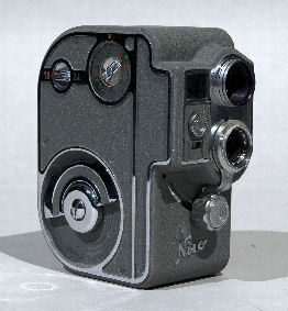 Nizo Exposomat 8 M, 8-mm-Film-Kamera, Niezoldi & Krämer GmbH, München, 1957