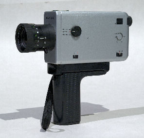 Nizo S 30, Super 8-Film-Kamera, Braun AG, München, ca. 1970