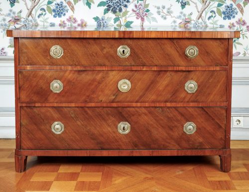 Unbekannt (Hersteller*in), Kommode mit drei Schubladen, um 1820/30