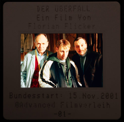 ÜBERFALL, DER, 2001