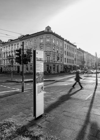 Weg der Befreiung, Station am Polizeipräsidium.