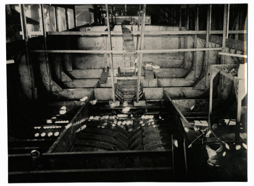 Foto-Büchel (Beteiligte Institution), Innerer Ausbau des Motorbootes "Kaiserpfalz", um 1927