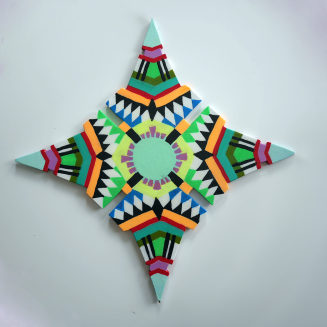 PARA'NOYA 1300 Star trek 
38,5 x 39 x 1 cm
Malerei auf HDF