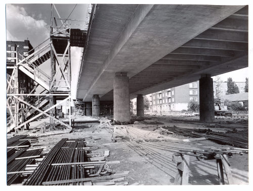 Ruth Lauterbach-Baehnisch (Künstler*in), Baustelle Nordbrücke, vor 1957