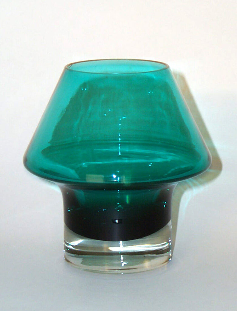 Türkisfarbene Vase