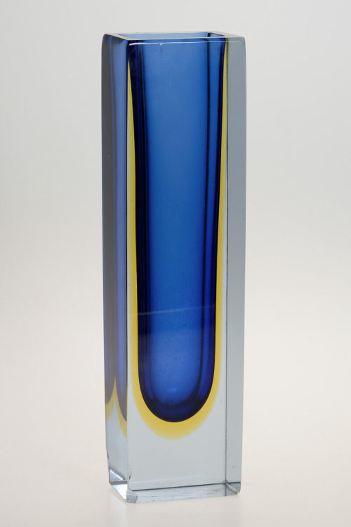 COVEM (Cooperativa Vetrai Muranesi) (Ausführung), Blau-Gelbe Vierkantvase, um 1960