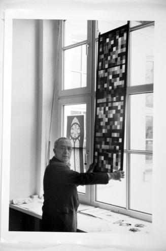 Gerhard Richter im Atelier, Vorbereitungen für das Glasfenster im Kölner Dom, Köln